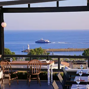 Отель Bronte