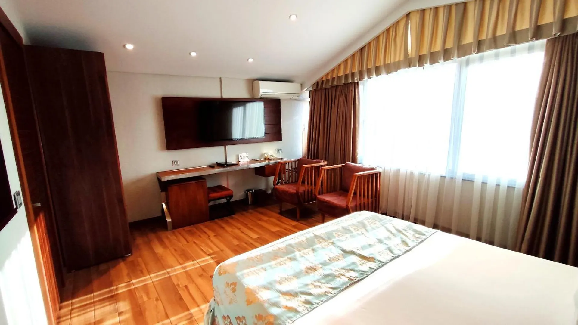 Old Port Hotel Стамбул 3*,